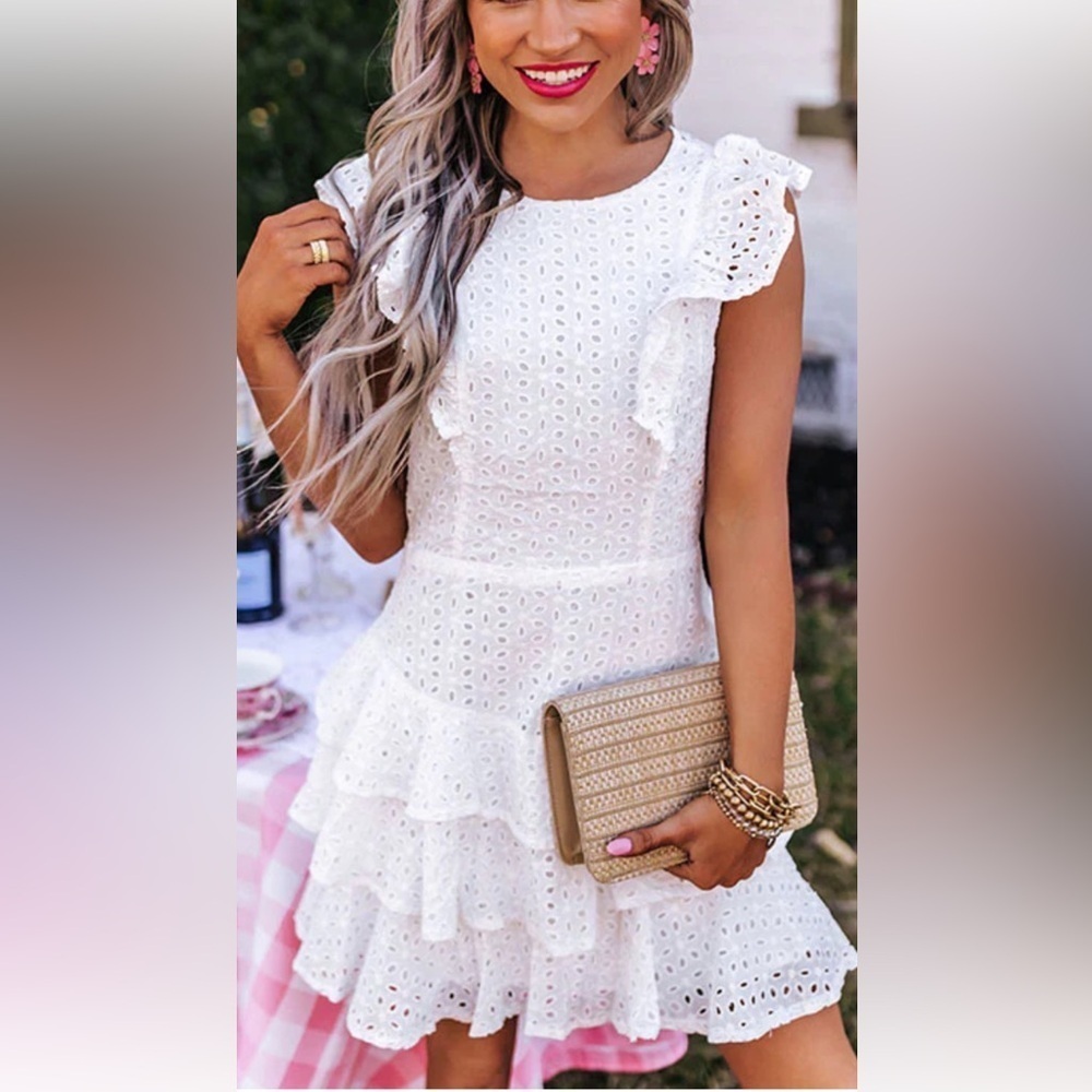 White Floral Eyelet Lace Flutter Sleeve Ruffled Mini Dress A-Line Fit Flare SZ M